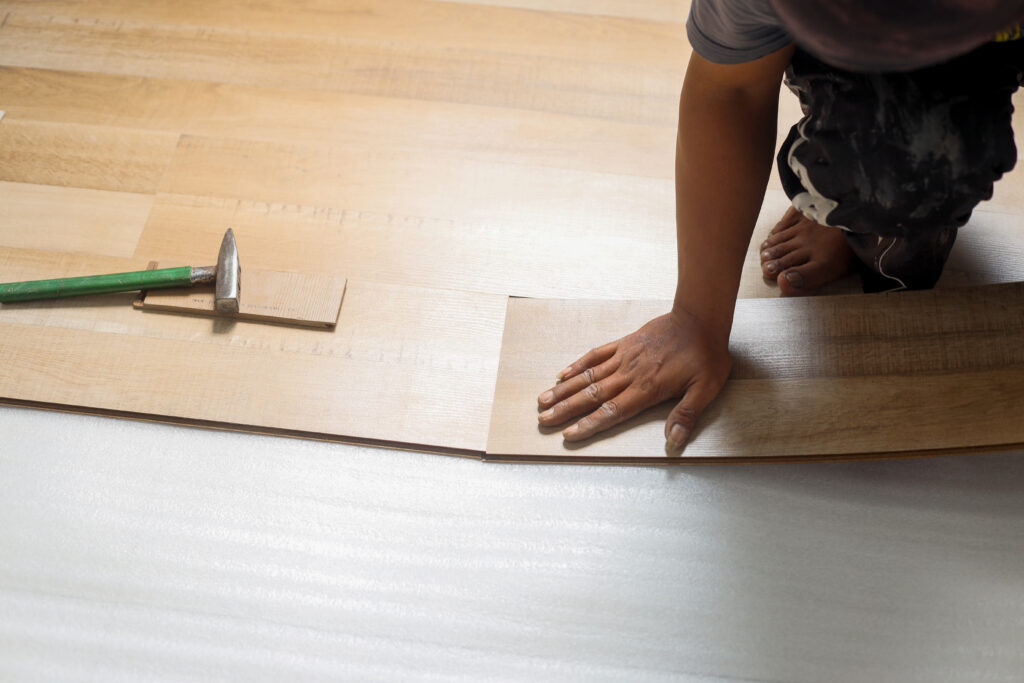 wooden-or-vinyl-floor-installment-2026-01-07-06-41-28-utc